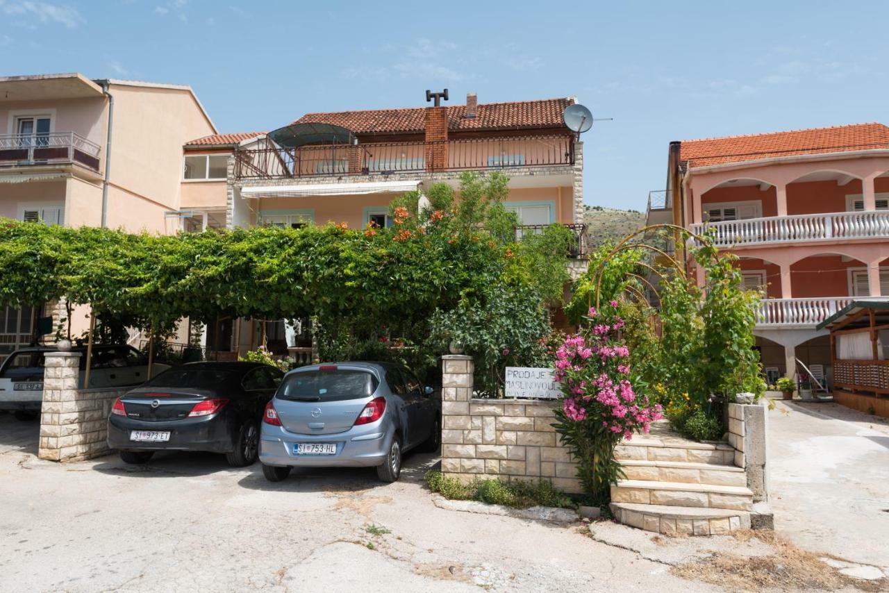 Apartment Stana Šibenik Exterior foto